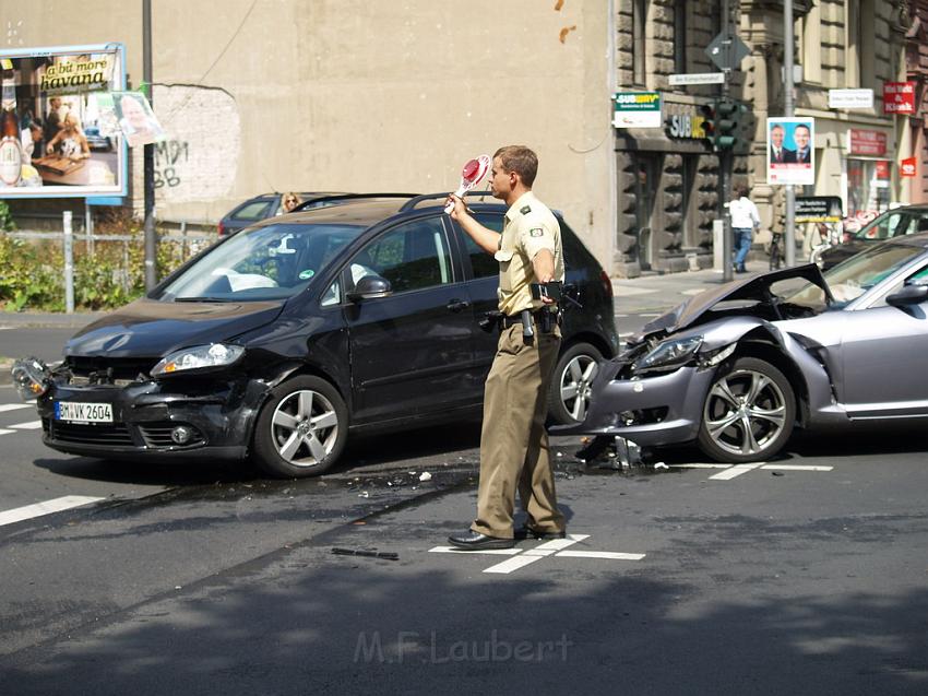 VU Koeln Hansaring Am Kuempchenshof P74.JPG